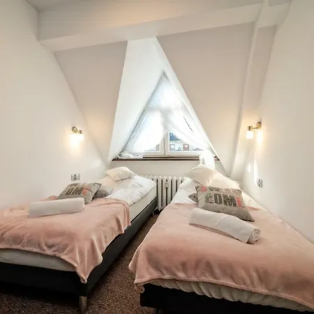 Apartament شقة