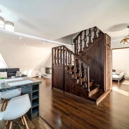 Apartament شقة